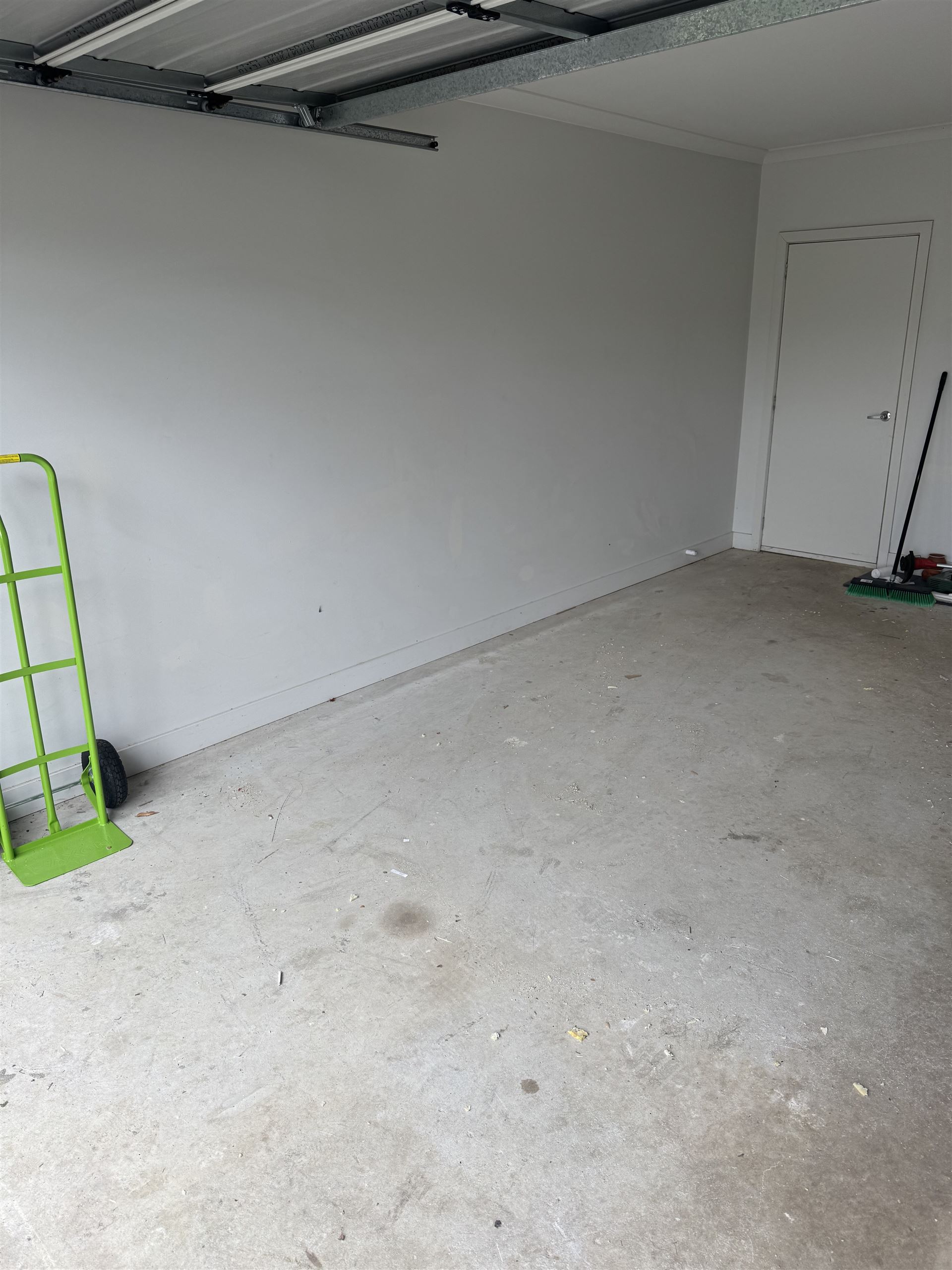 Garage completely empty